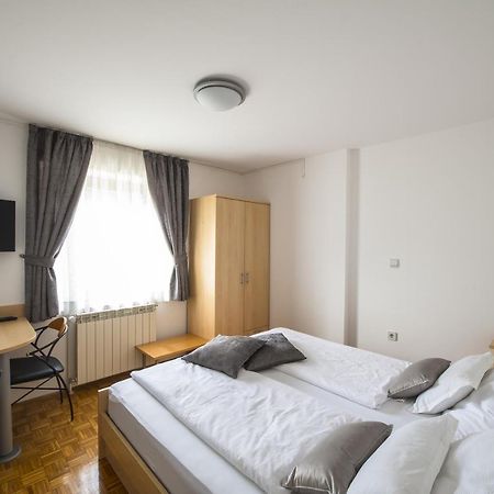 Homestay Ostan Bovec Bagian luar foto