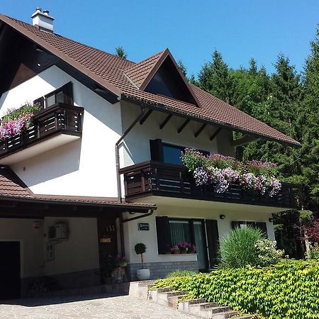 Homestay Ostan Bovec Bagian luar foto