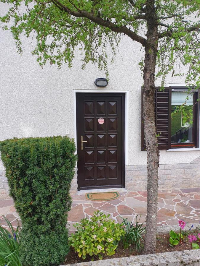 Homestay Ostan Bovec Bagian luar foto