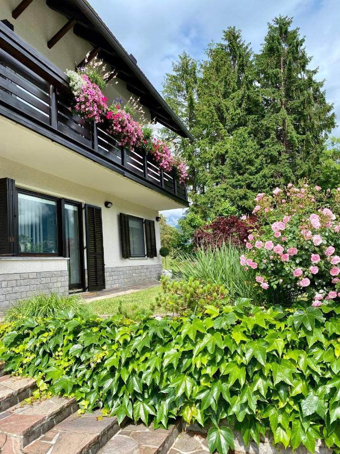 Homestay Ostan Bovec Bagian luar foto